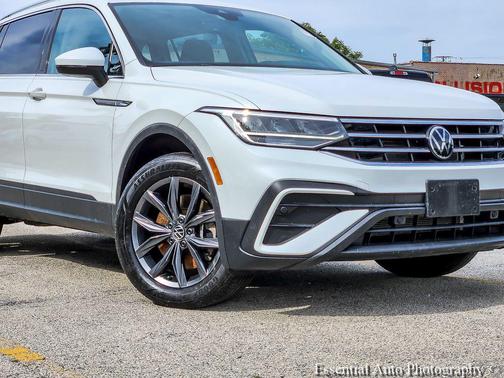 Opal White 2023 Volkswagen Tiguan 2.0T SE 4MOTION