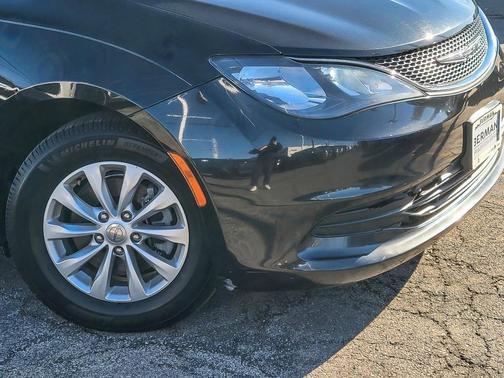 2017 Chrysler Pacifica Touring