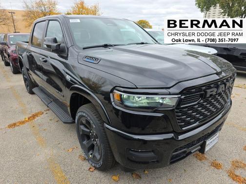 Diamond Black Crystal Pearlcoat 2026 RAM 1500 Big Horn/Lone Star