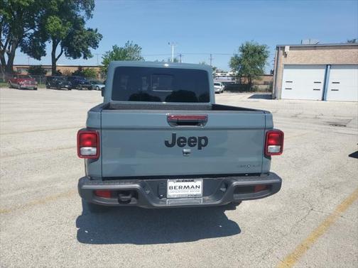 2025 Jeep Gladiator Sport