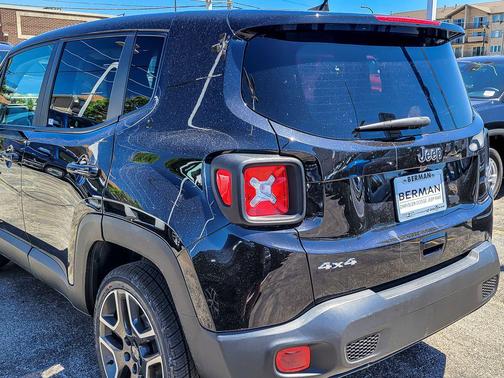 Black Clearcoat 2021 Jeep Renegade Sport