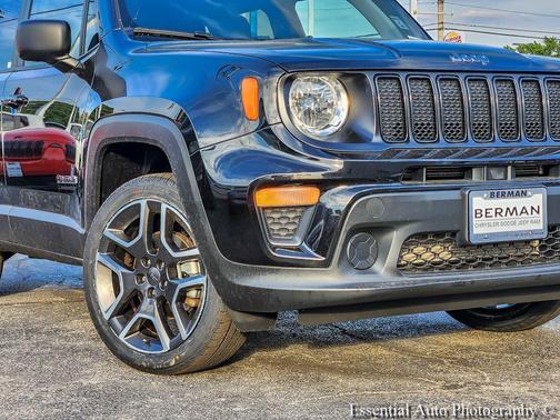Black Clearcoat 2021 Jeep Renegade Sport