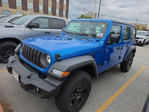 2025 Jeep Wrangler Sport