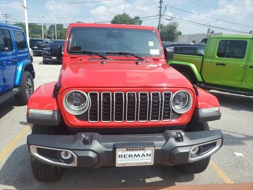 2025 Jeep Wrangler 4-Door Sahara 4x4