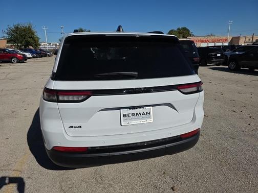 2025 Jeep Grand Cherokee Altitude