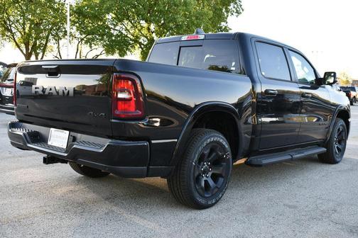 Diamond Black Crystal Pearlcoat 2026 RAM 1500 Big Horn/Lone Star