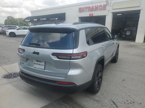 2025 Jeep Grand Cherokee L Altitude