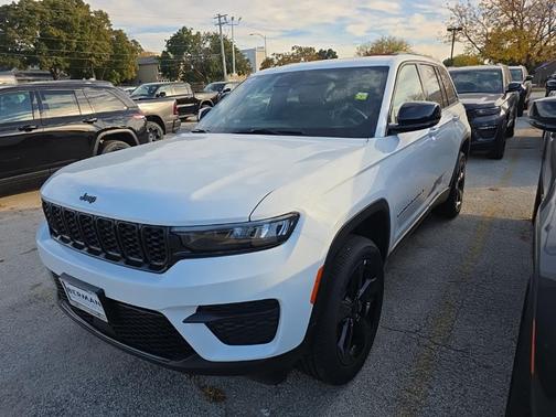 2025 Jeep Grand Cherokee Altitude