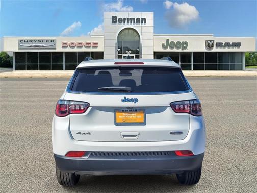 2024 Jeep Compass Latitude
