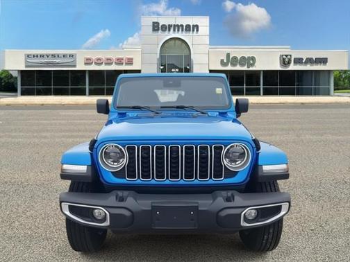 2024 Jeep Wrangler 4-Door Sahara 4x4