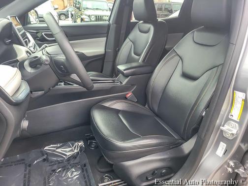 Gray 2024 Jeep Compass Limited