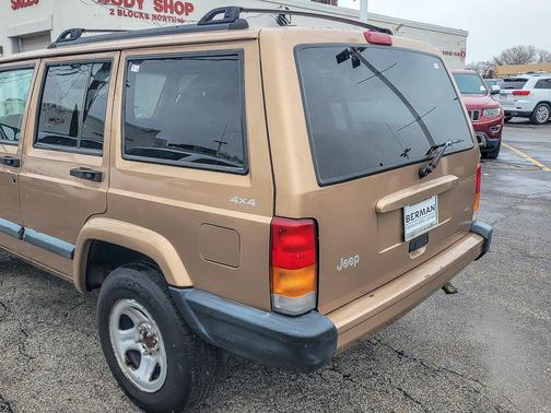 1999 Jeep Cherokee Sport 4WD