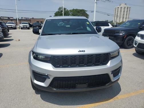 2025 Jeep Grand Cherokee Limited X