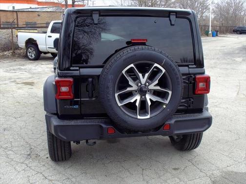 2025 Jeep Wrangler 4xe Sport S