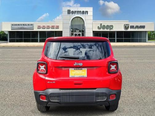 2023 Jeep Renegade Latitude
