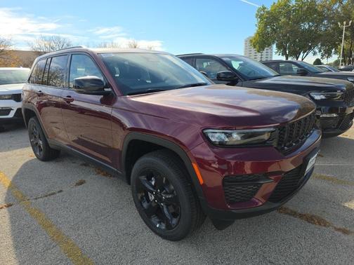 2025 Jeep Grand Cherokee Altitude