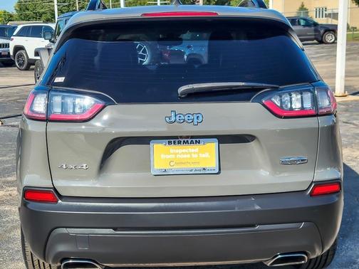 2022 Jeep Cherokee Latitude Lux
