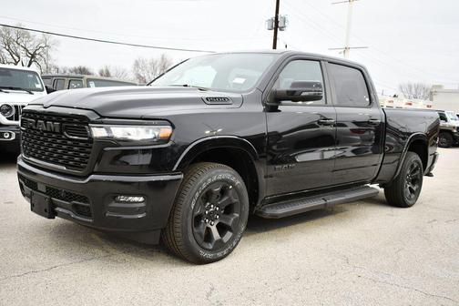 Diamond Black Crystal Pearlcoat 2026 RAM 1500 Big Horn/Lone Star