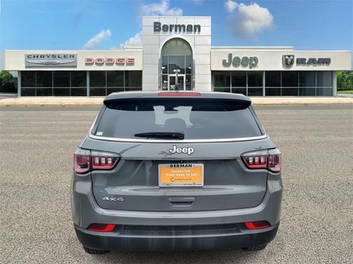 2023 Jeep Compass Sport