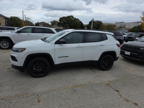 2026 Jeep Compass Latitude