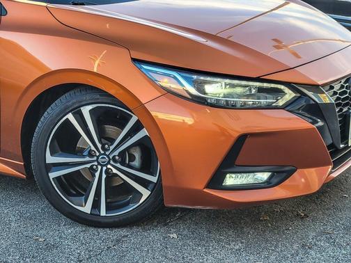2020 Nissan Sentra SR