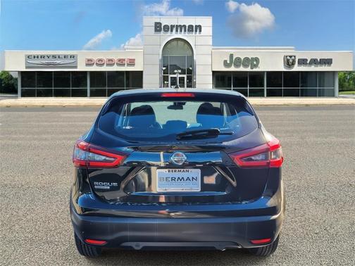 2020 Nissan Rogue Sport S