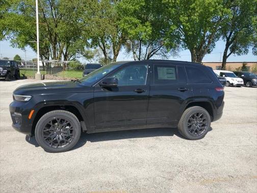 2025 Jeep Grand Cherokee Summit