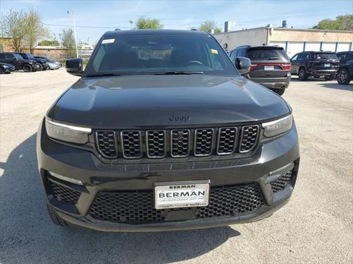 2025 Jeep Grand Cherokee Summit