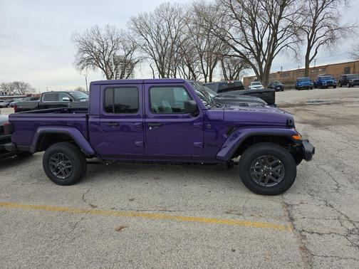 2026 Jeep Gladiator Sport S