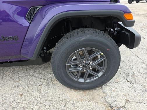 2026 Jeep Gladiator Sport S