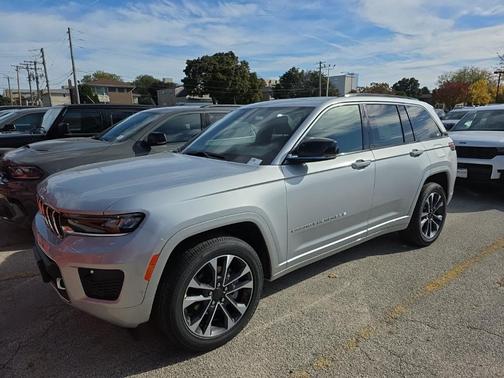 2025 Jeep Grand Cherokee Overland