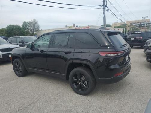 2025 Jeep Grand Cherokee Altitude
