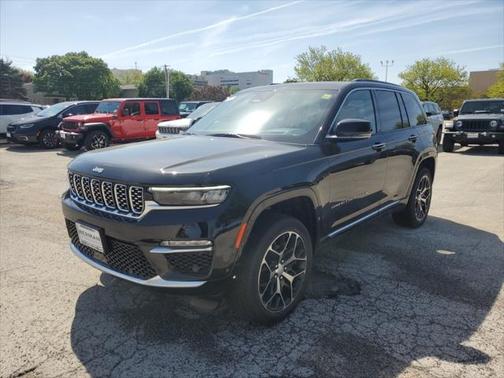 2025 Jeep Grand Cherokee Summit