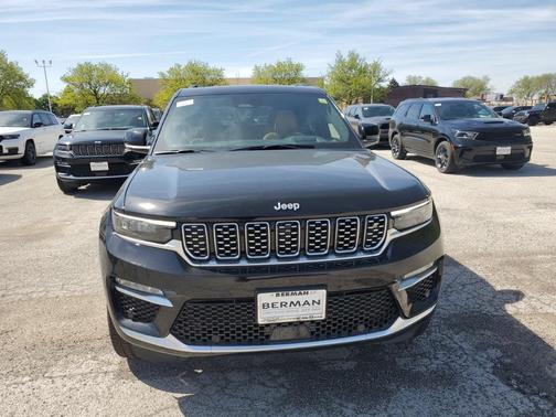 2025 Jeep Grand Cherokee Summit