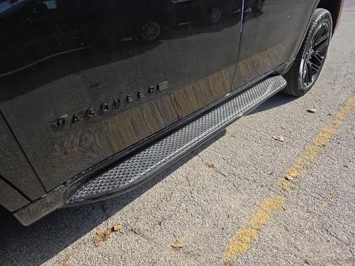 2025 Jeep Wagoneer Carbide 4x4