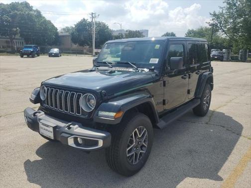 2025 Jeep Wrangler 4-Door Sahara 4x4