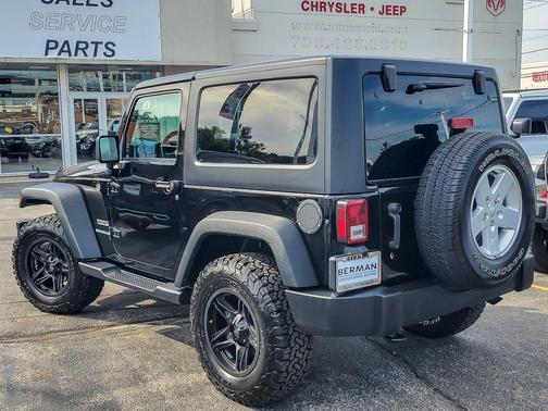 2017 Jeep Wrangler Sport
