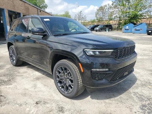 2025 Jeep Grand Cherokee Summit