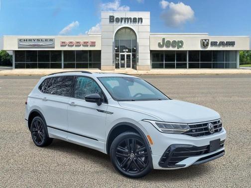 2022 Volkswagen Tiguan 2.0T SE R-Line Black 4MOTION
