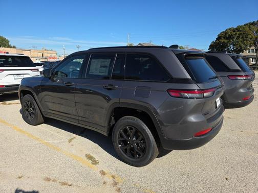 2025 Jeep Grand Cherokee Altitude