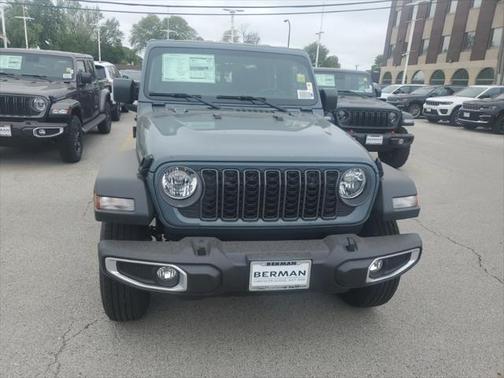 2025 Jeep Gladiator Sport
