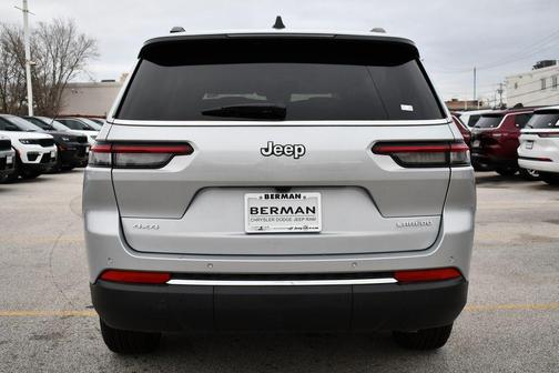 Silver Zynith 2026 Jeep Grand Cherokee L Altitude
