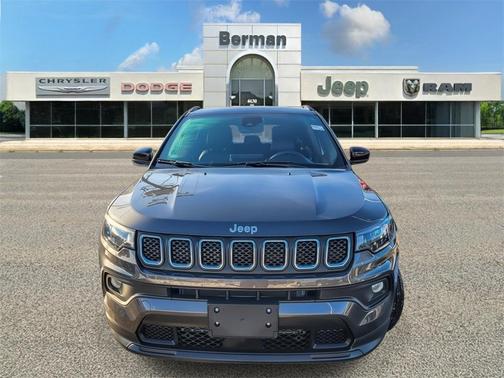 2023 Jeep Compass Latitude Lux