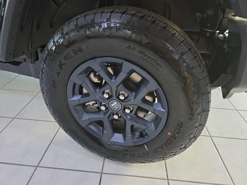 Black Clearcoat 2026 Jeep Wrangler 85th Anniversary