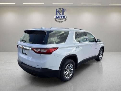 2018 Chevrolet Traverse LT Cloth