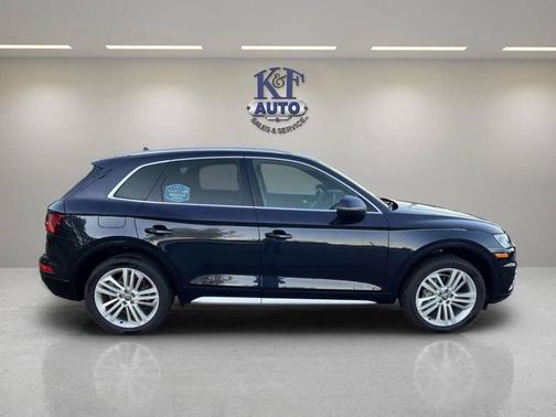 2018 Audi Q5 2.0T Premium Plus