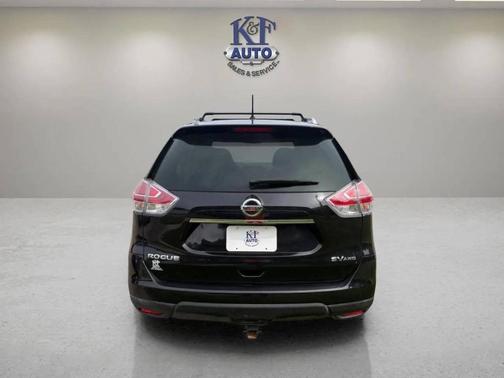 Magnetic Black 2016 Nissan Rogue SV