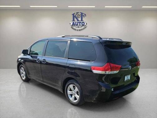 2013 Toyota Sienna LE