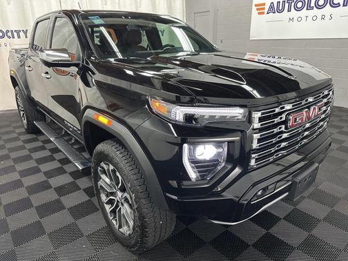 2024 GMC Canyon Denali