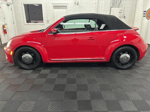 2016 Volkswagen Beetle 1.8T S